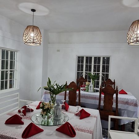 Country Home In Silang Tagaytay 외부 사진