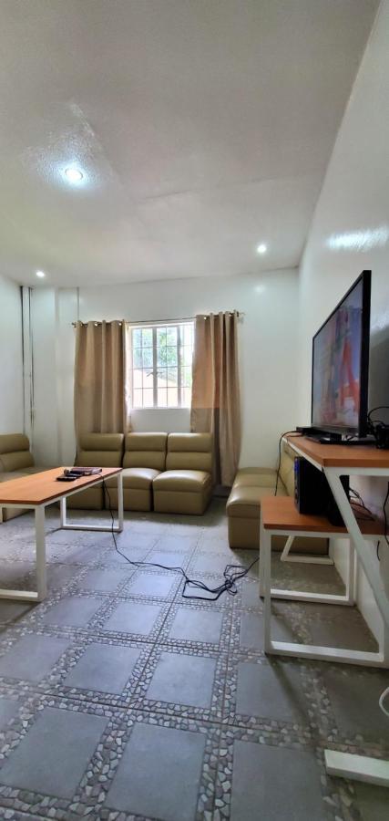 Country Home In Silang Tagaytay 외부 사진