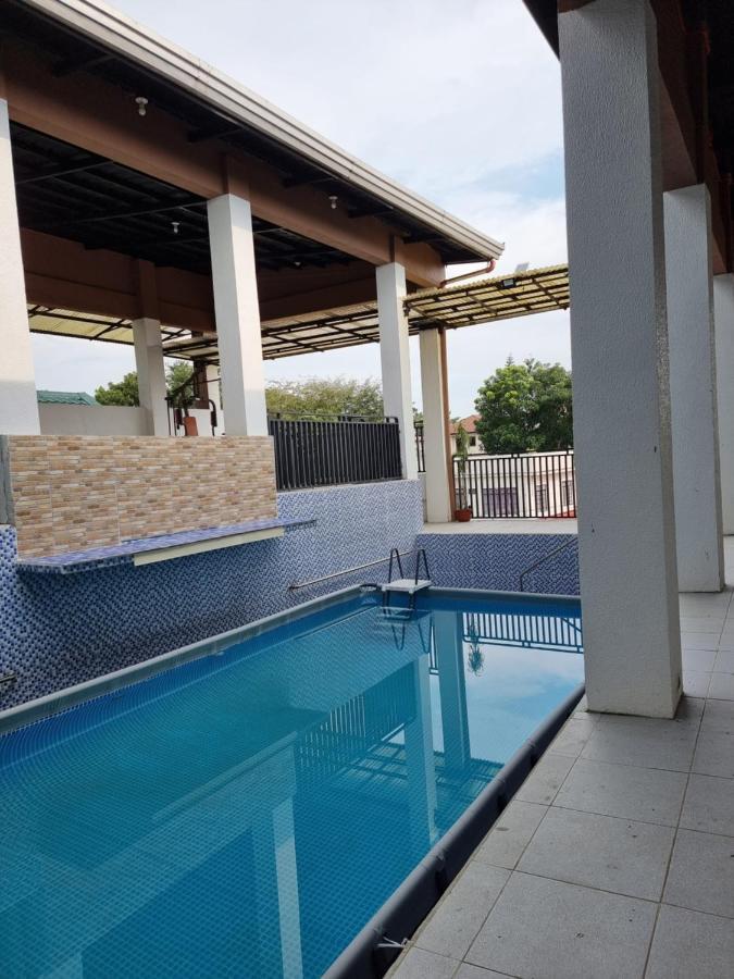 Country Home In Silang Tagaytay 외부 사진