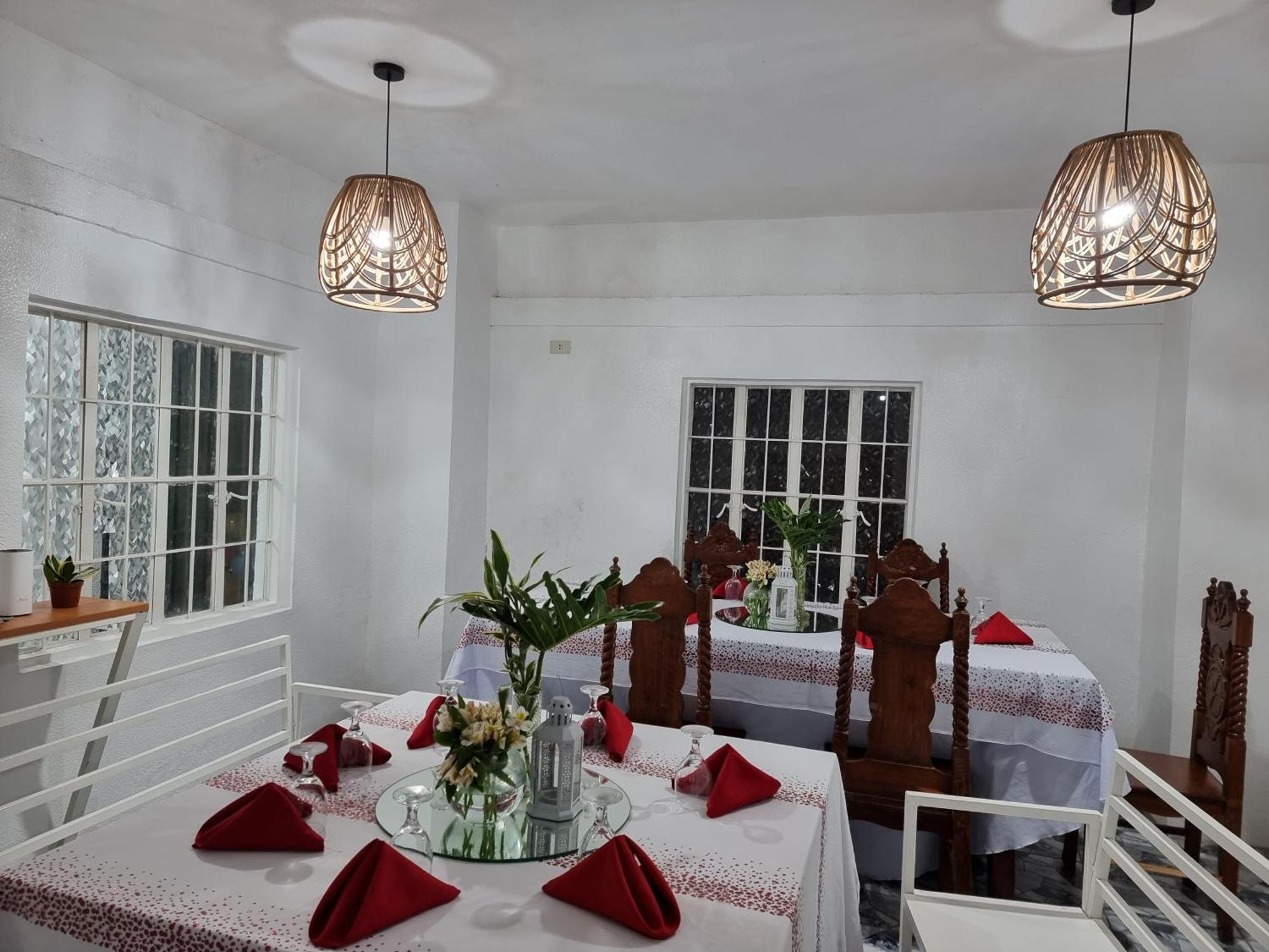 Country Home In Silang Tagaytay 외부 사진